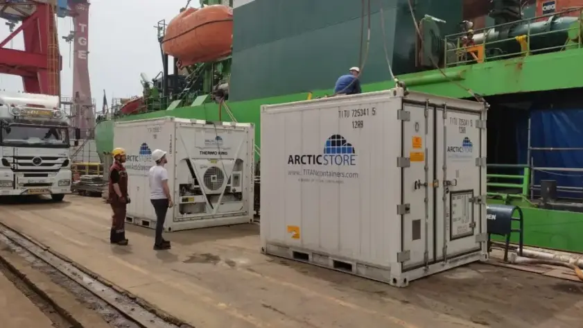 Shipyards in Turkey implemented temperature-controlled containers to store battery systems safely at +15°C to +20°C, ensuring performance and operational efficiency without building new infrastructure.